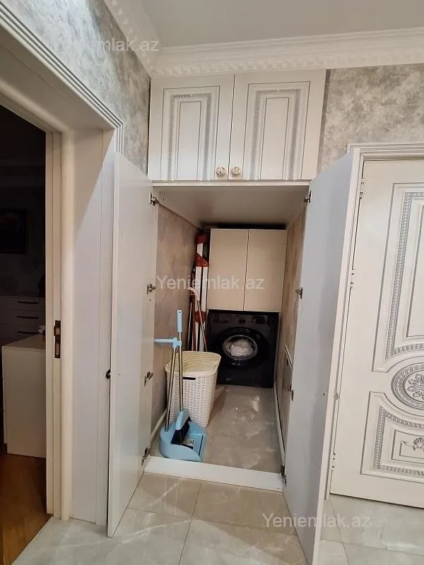 Satılır 3 otaqlı yeni tikili 127.3 m²