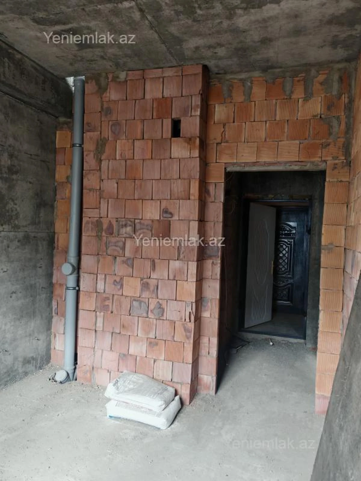 Satılır 1 otaqlı yeni tikili 37 m²