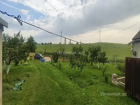 Satılır 3 otaqlı həyət evi 50 m²