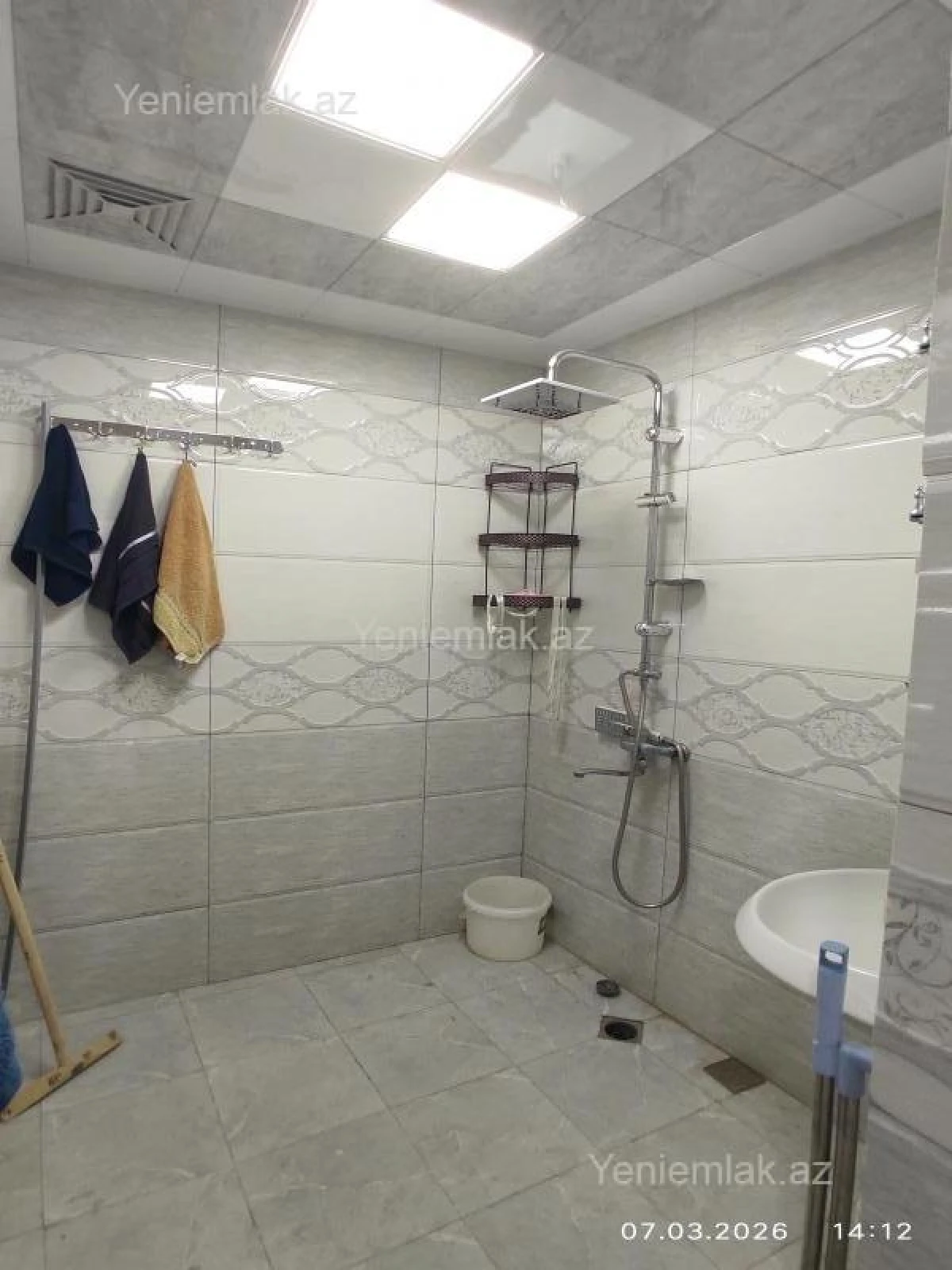 Satılır 3 otaqlı köhnə tikili 84 m²