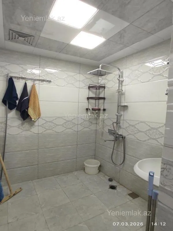 Satılır 3 otaqlı köhnə tikili 84 m²