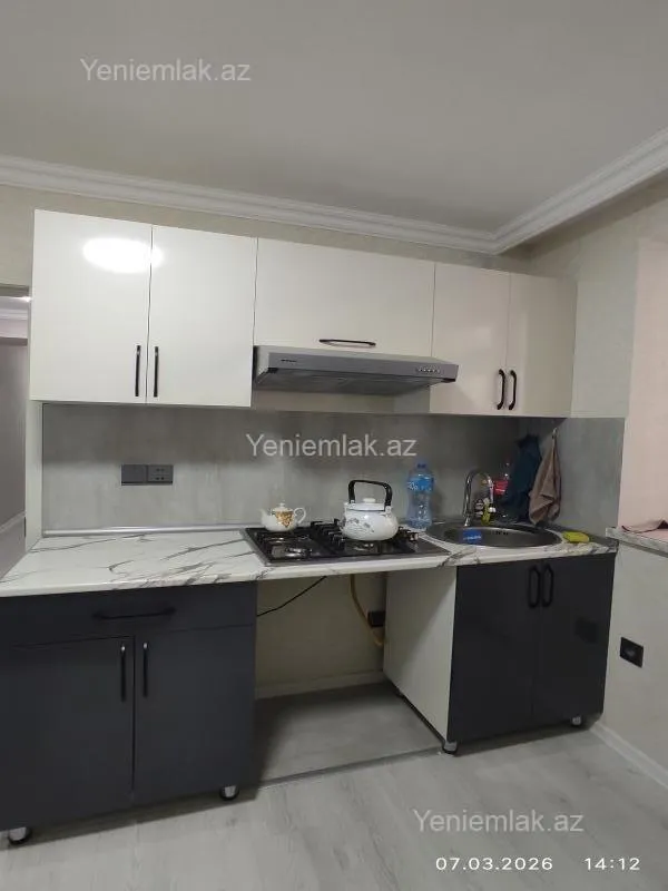 Satılır 3 otaqlı köhnə tikili 84 m²