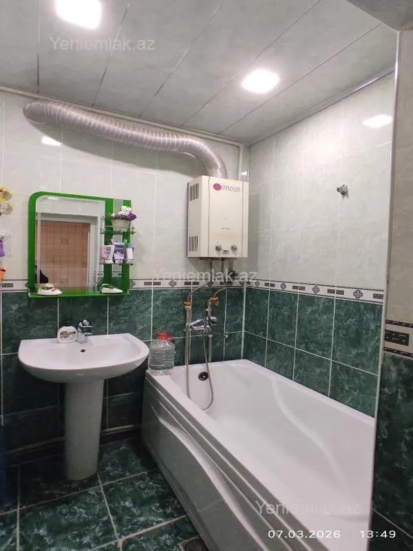 Satılır 3 otaqlı köhnə tikili 78 m²