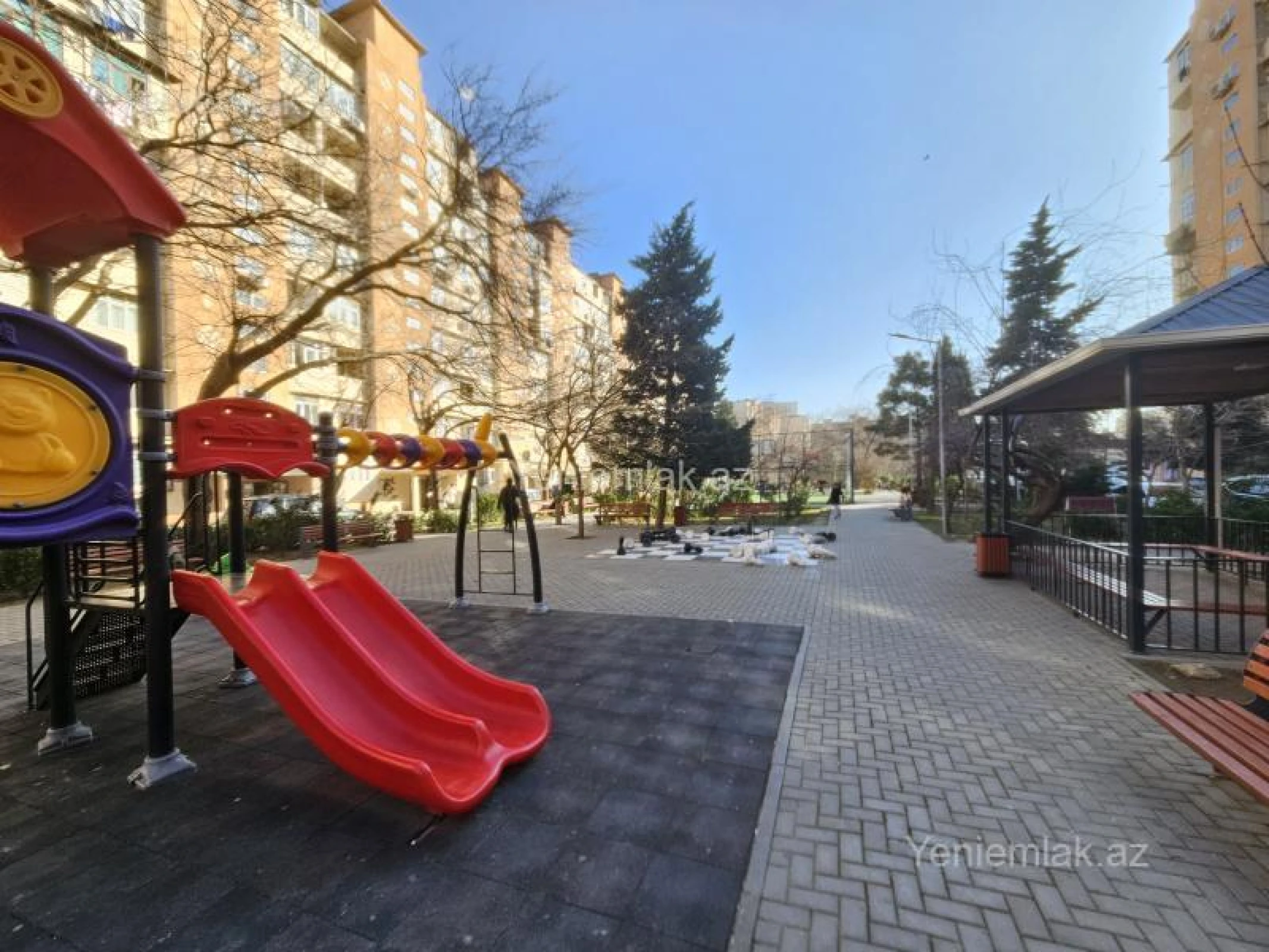 Satılır 3 otaqlı köhnə tikili 80 m²