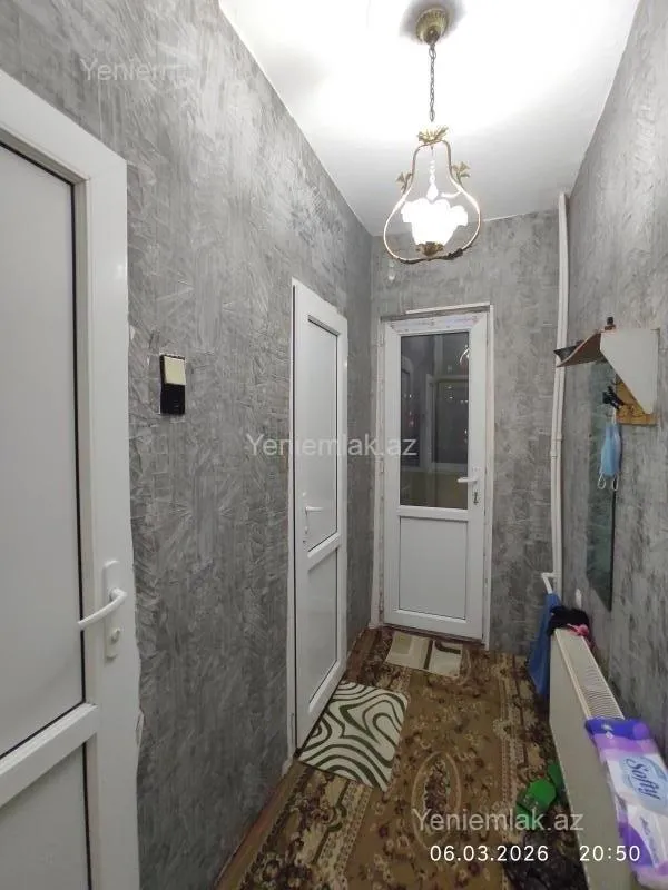 Satılır 4 otaqlı köhnə tikili 94 m²