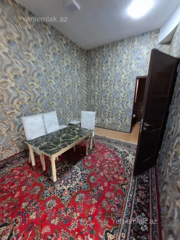 Satılır 3 otaqlı köhnə tikili 45 m²