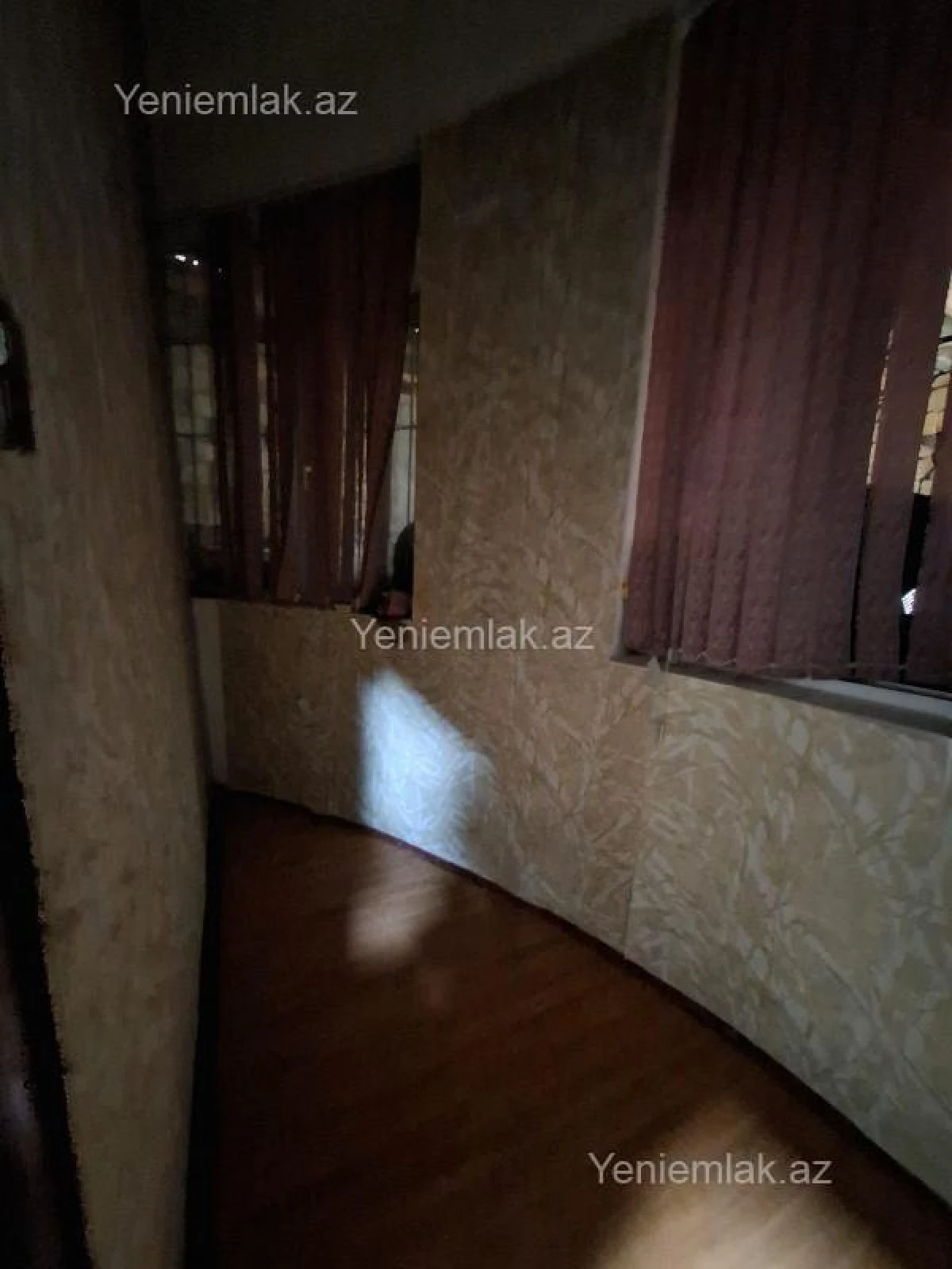 Satılır 3 otaqlı köhnə tikili 45 m²
