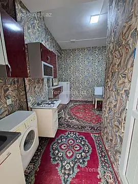 Satılır 3 otaqlı köhnə tikili 45 m²