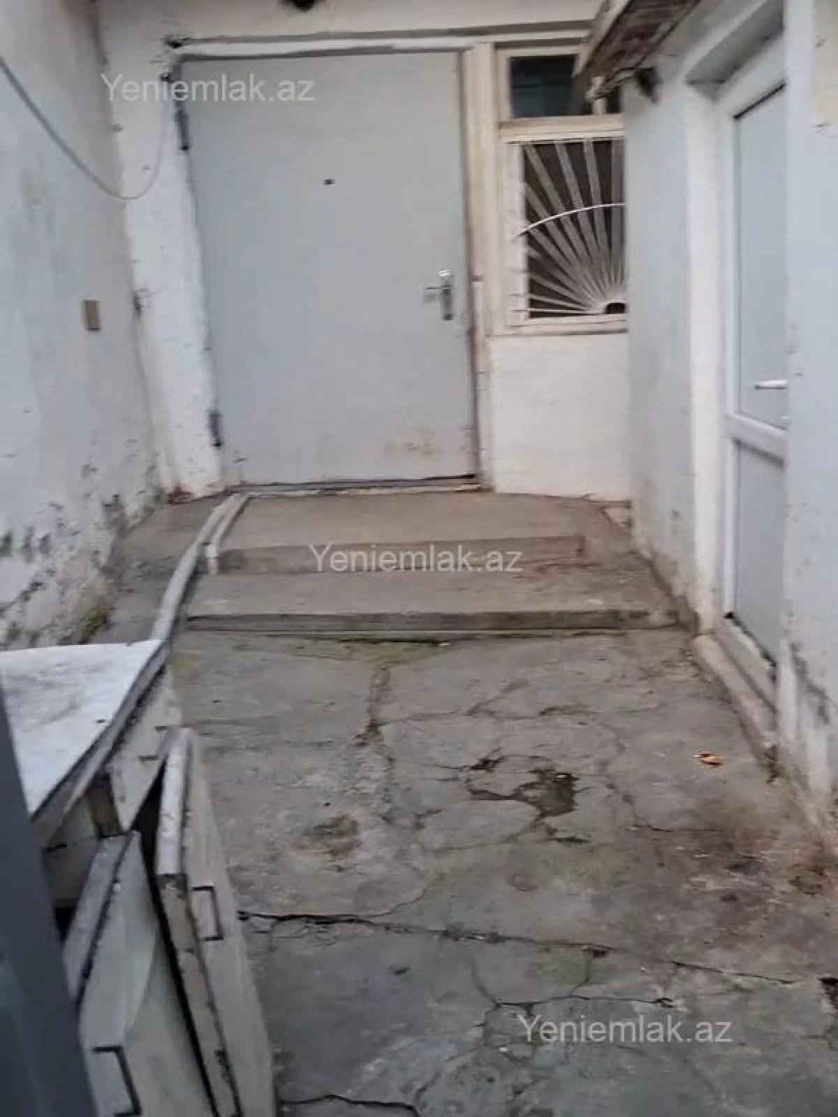 Satılır 2 otaqlı həyət evi 70 m²