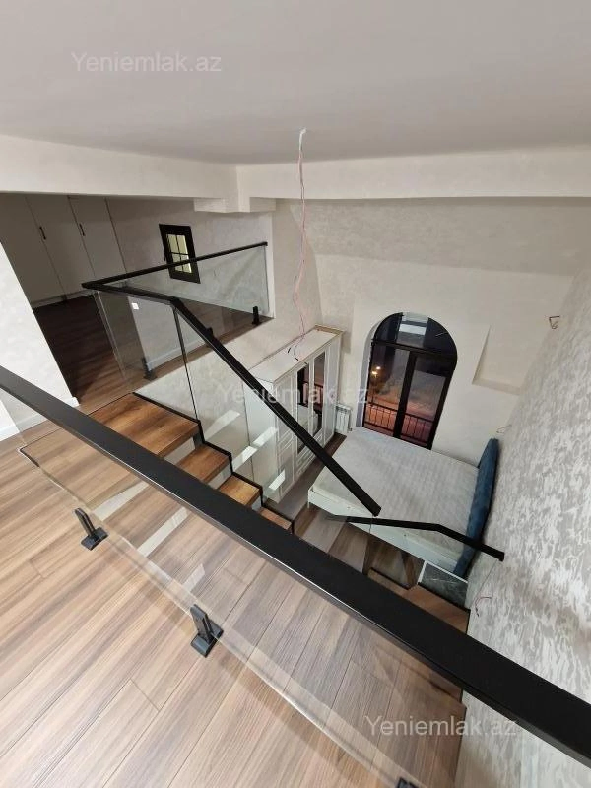 Satılır 2 otaqlı yeni tikili 57 m²