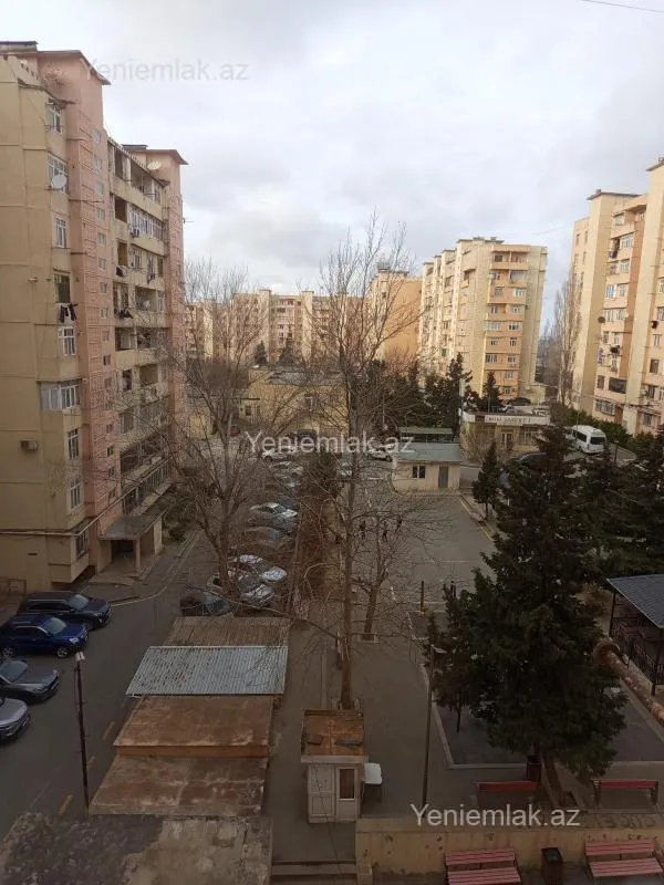 Satılır 2 otaqlı köhnə tikili 54 m²