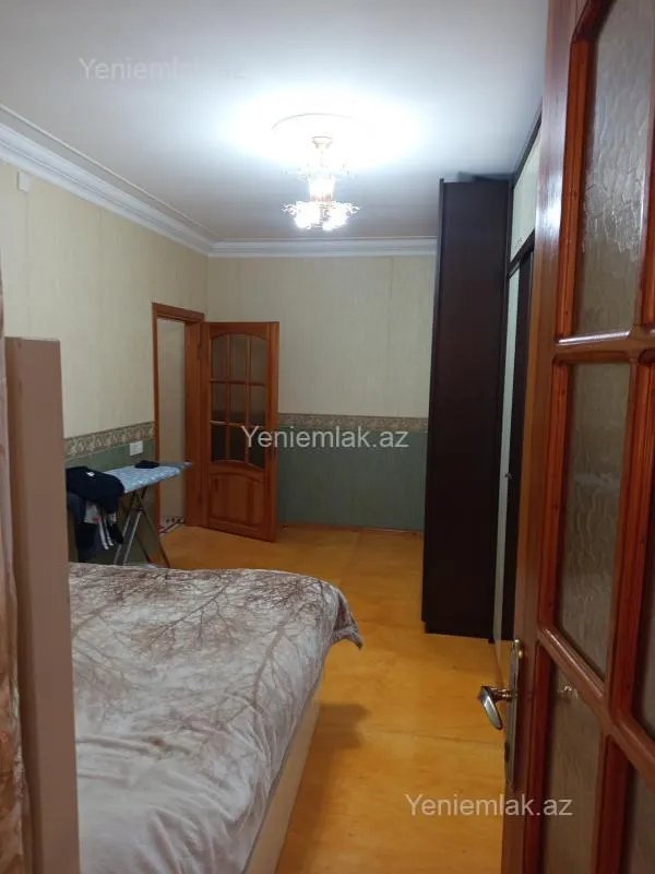 Satılır 2 otaqlı köhnə tikili 54 m²