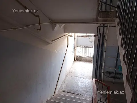 Satılır 2 otaqlı köhnə tikili 54 m²