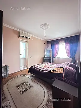 Satılır 4 otaqlı köhnə tikili 100 m²