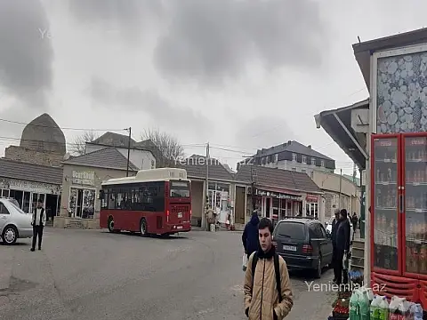 Satılır 2 otaqlı yeni tikili 69 m²