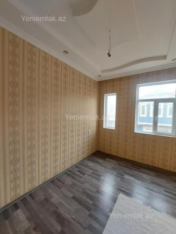 Satılır 3 otaqlı həyət evi 100 m²