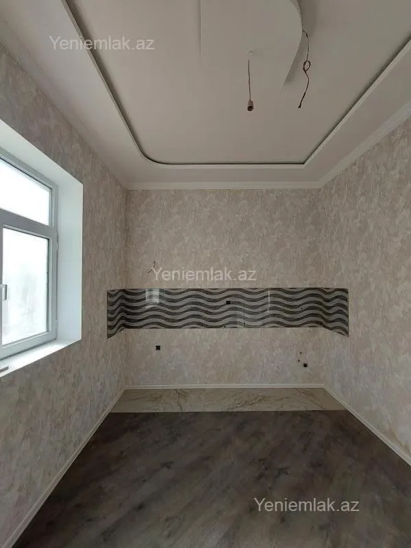 Satılır 6 otaqlı həyət evi 180 m²