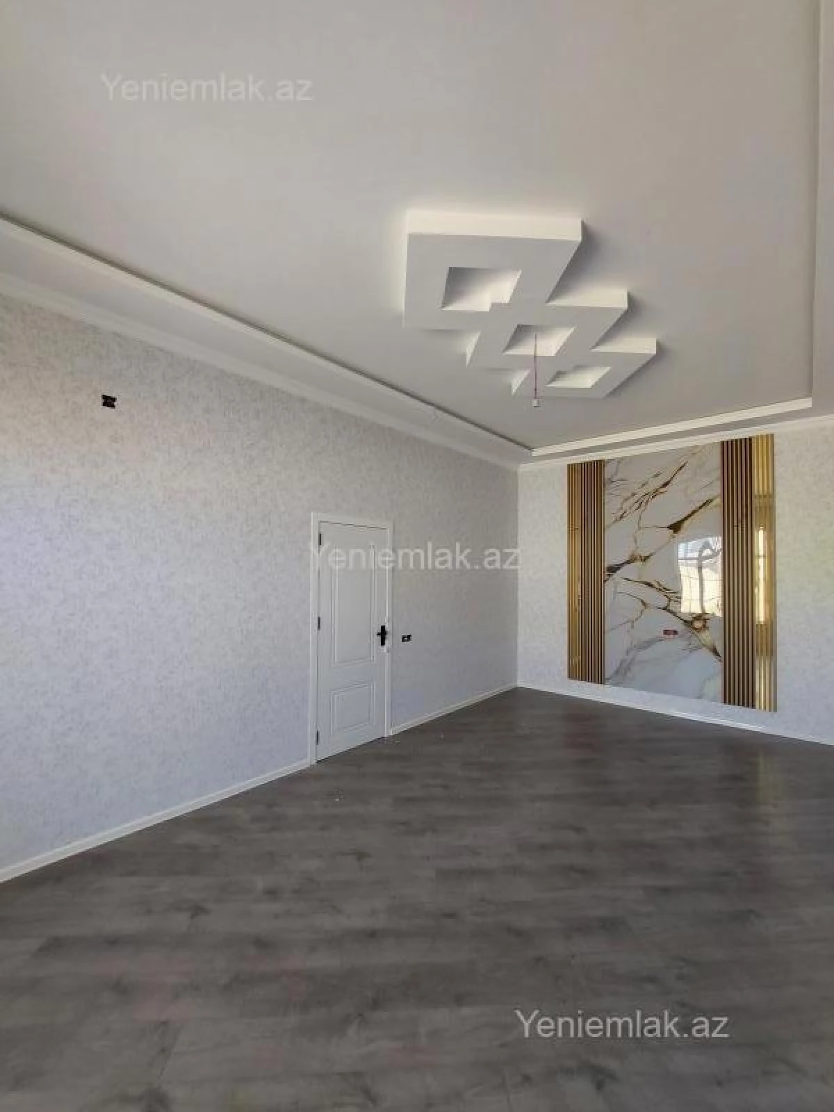 Satılır 6 otaqlı həyət evi 180 m²