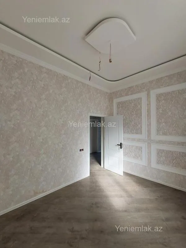 Satılır 6 otaqlı həyət evi 180 m²