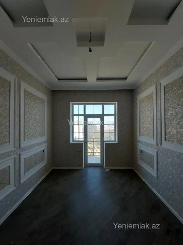 Satılır 6 otaqlı həyət evi 180 m²