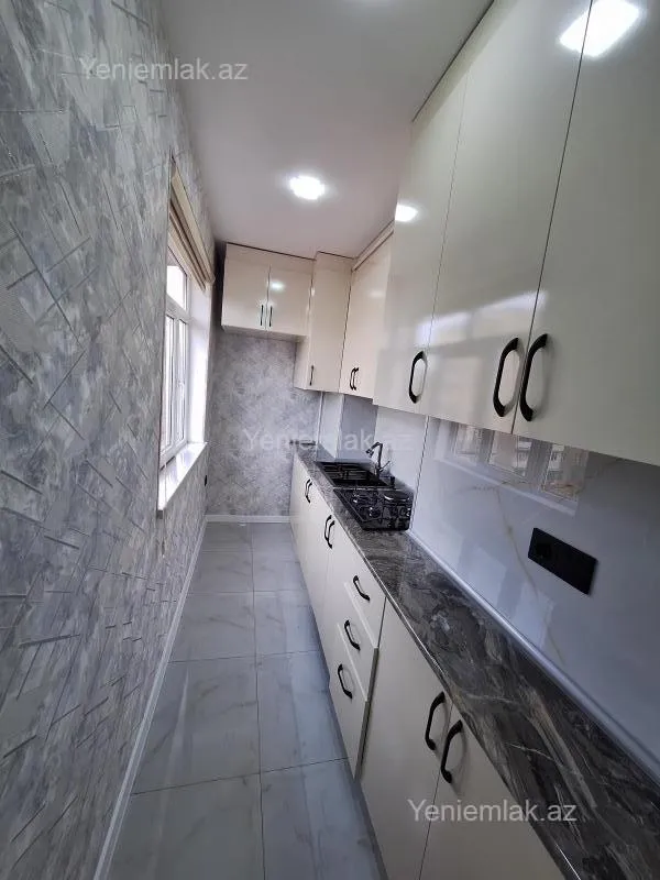 Satılır 3 otaqlı köhnə tikili 70 m²