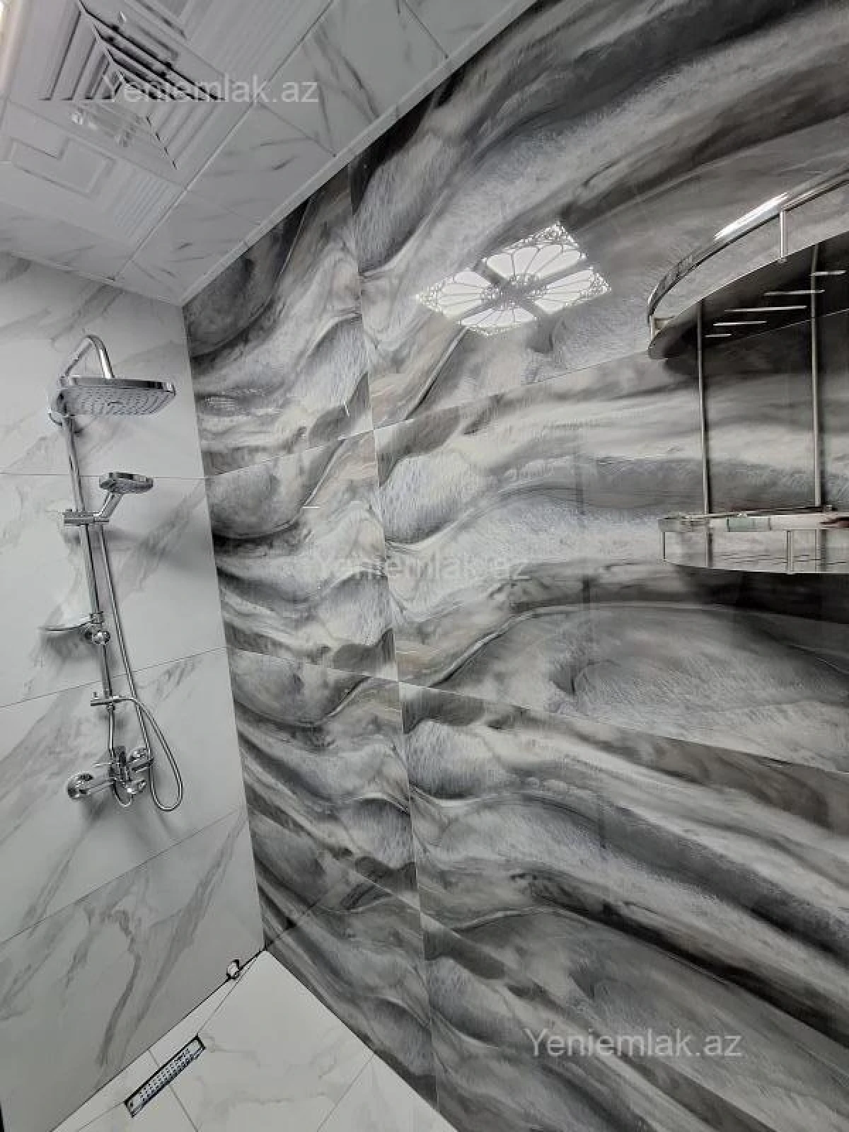 Satılır 3 otaqlı köhnə tikili 70 m²