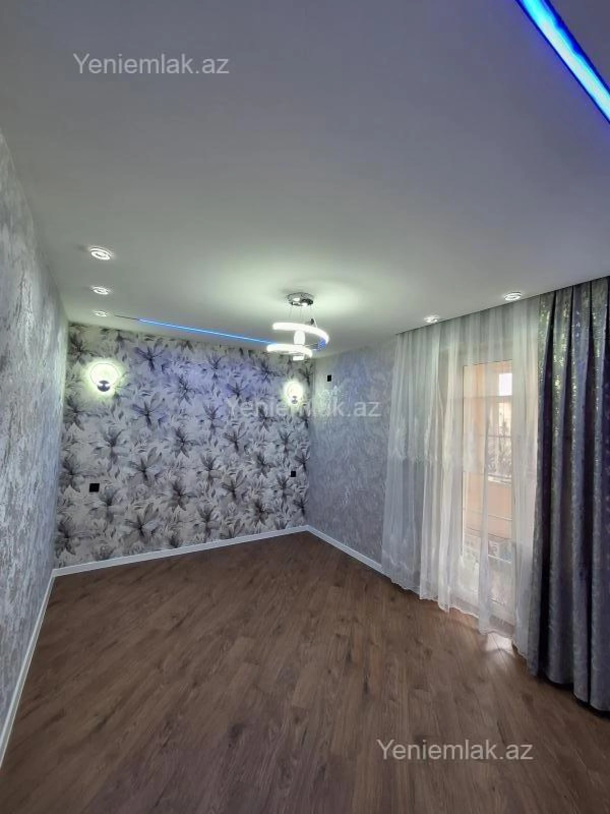 Satılır 3 otaqlı köhnə tikili 70 m²