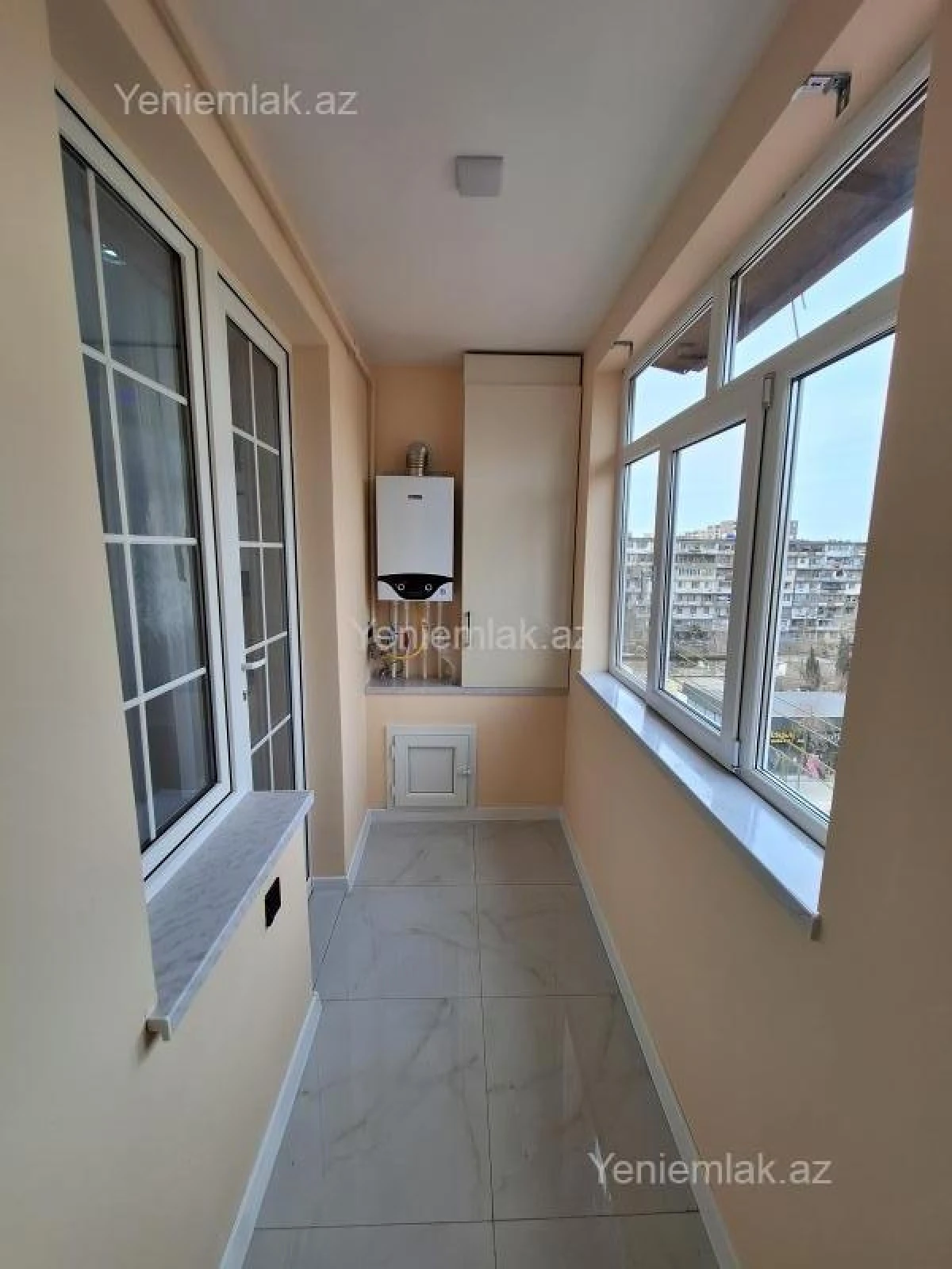 Satılır 3 otaqlı köhnə tikili 70 m²