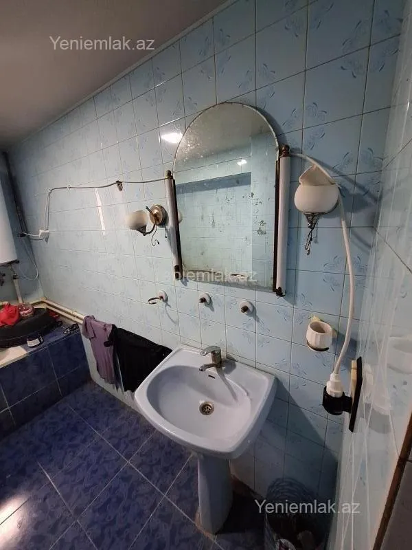 Satılır 3 otaqlı köhnə tikili 62 m²