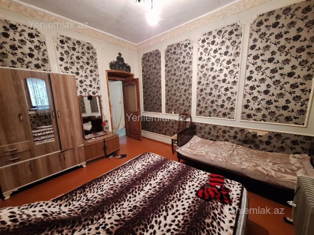 Satılır 3 otaqlı köhnə tikili 62 m²