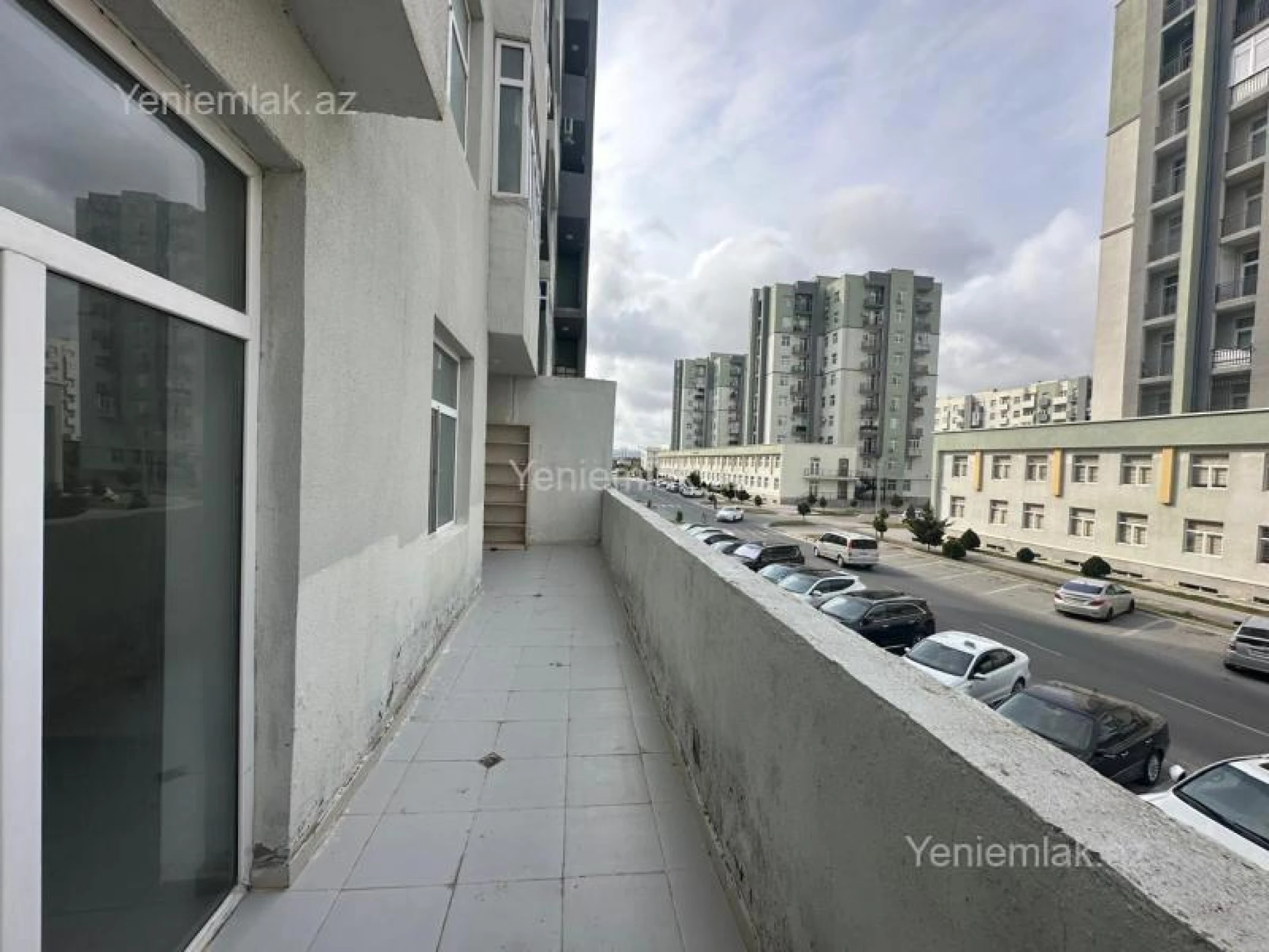 Satılır 3 otaqlı yeni tikili 83 m²