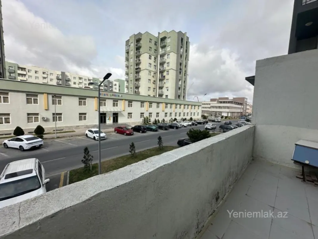 Satılır 3 otaqlı yeni tikili 83 m²