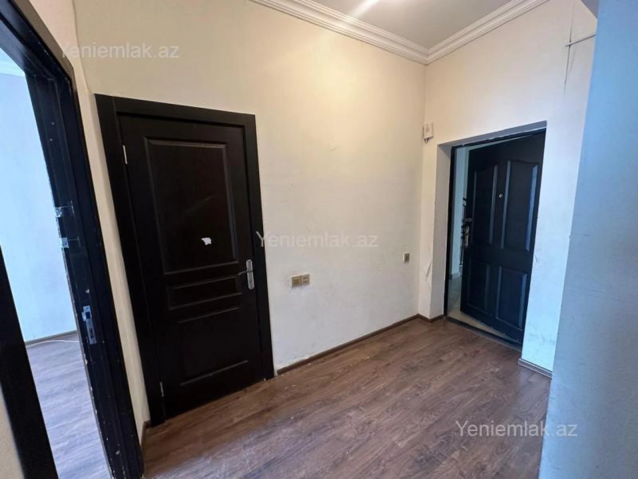 Satılır 3 otaqlı yeni tikili 83 m²