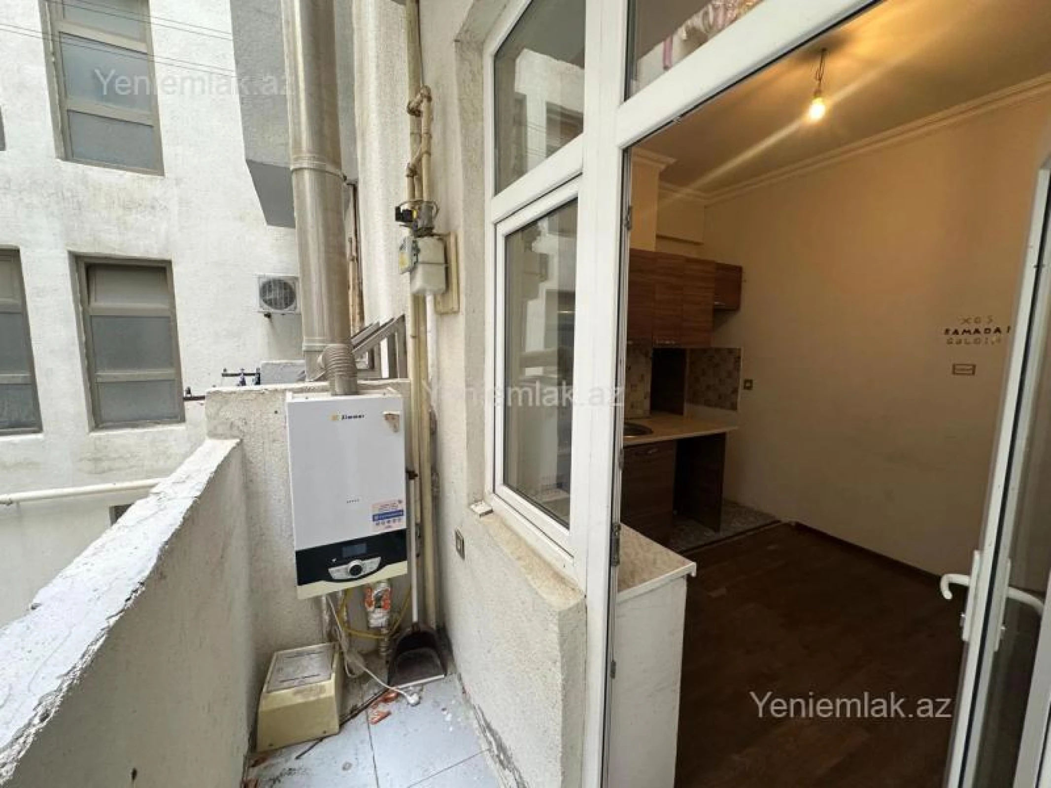 Satılır 3 otaqlı yeni tikili 83 m²