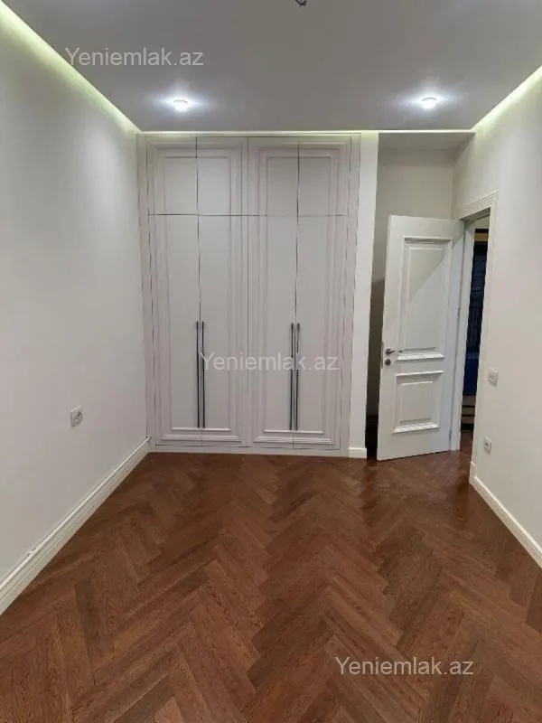 Satılır 2 otaqlı yeni tikili 67 m²