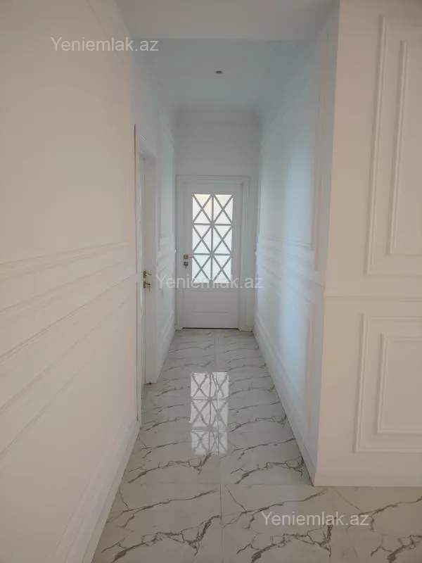 Satılır 3 otaqlı yeni tikili 155 m²