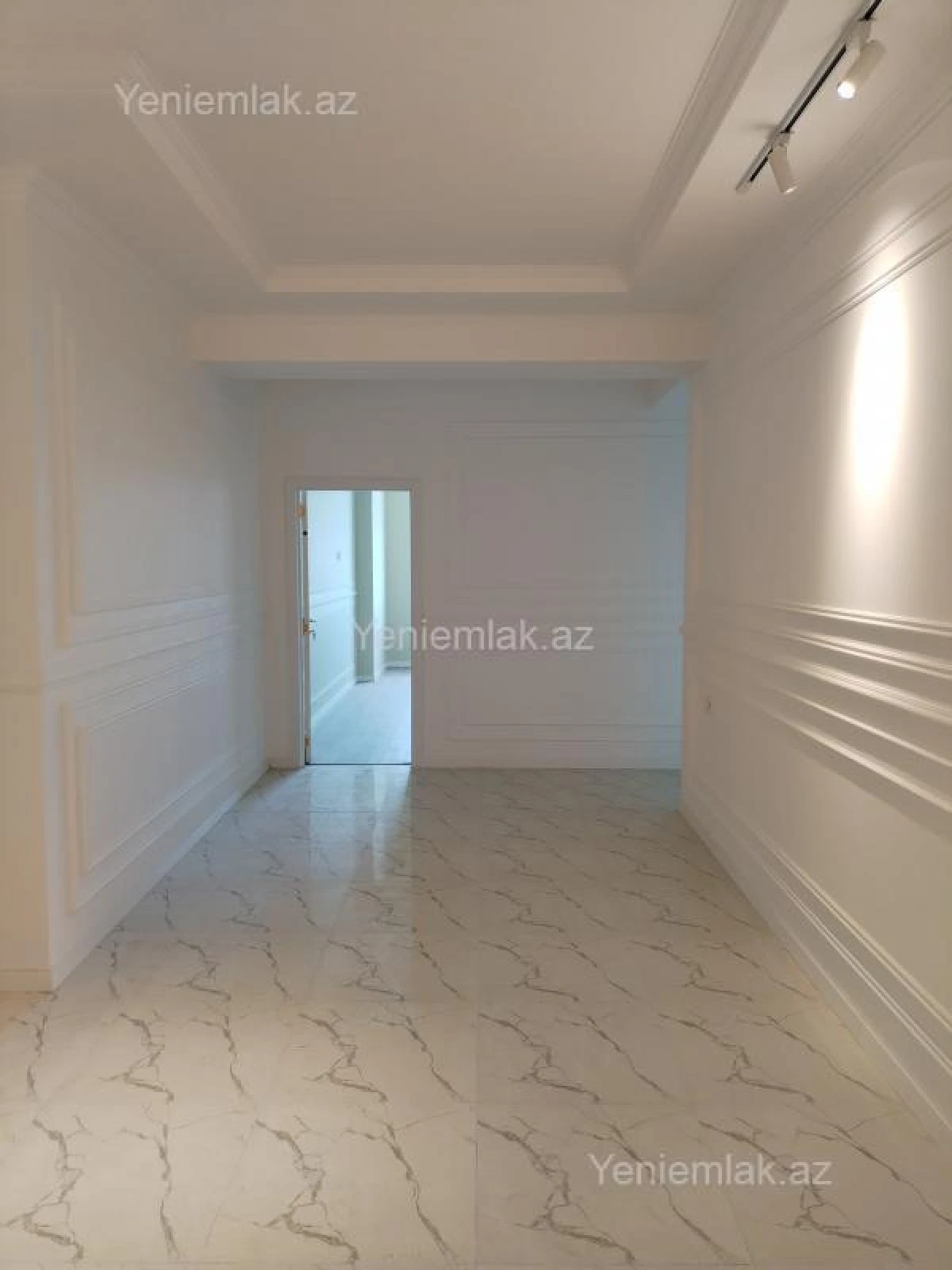 Satılır 3 otaqlı yeni tikili 155 m²