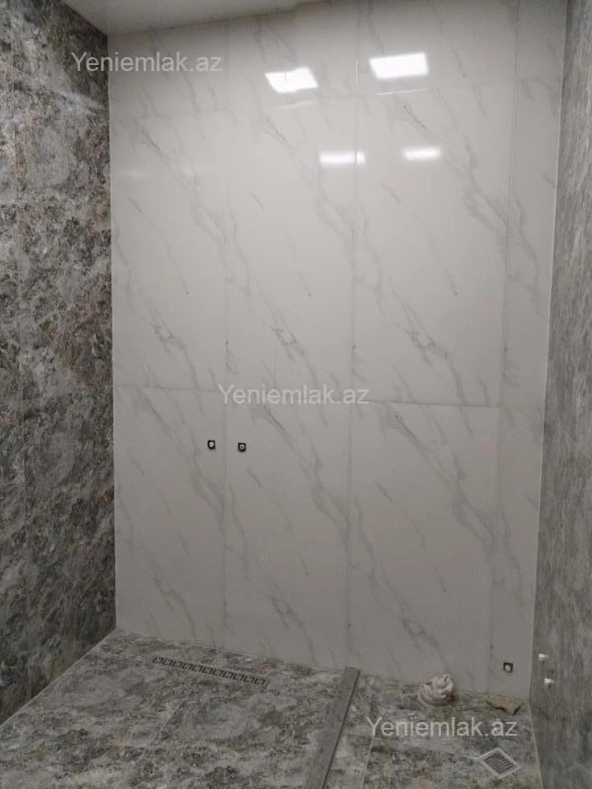 Satılır 3 otaqlı yeni tikili 155 m²