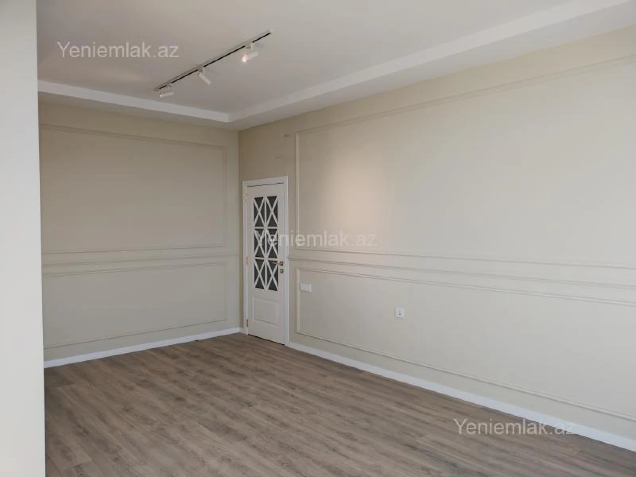 Satılır 3 otaqlı yeni tikili 155 m²