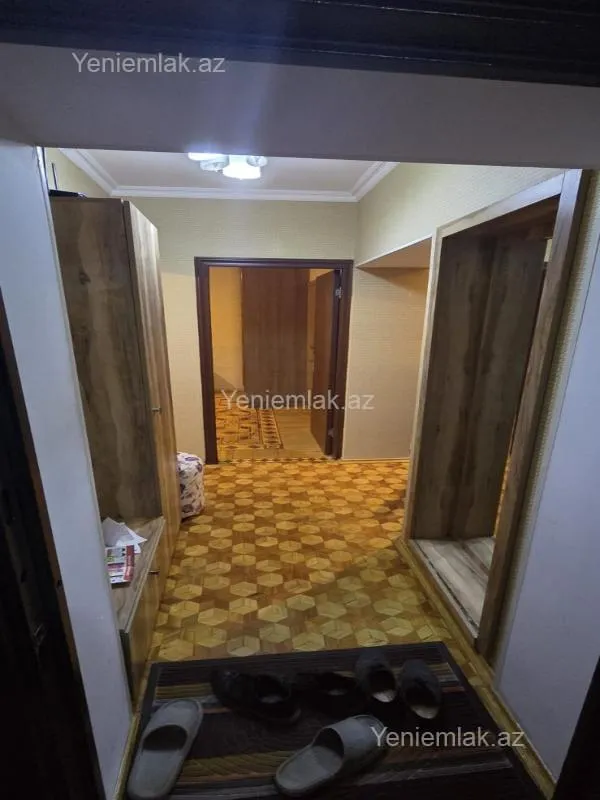Satılır 3 otaqlı köhnə tikili 80 m²