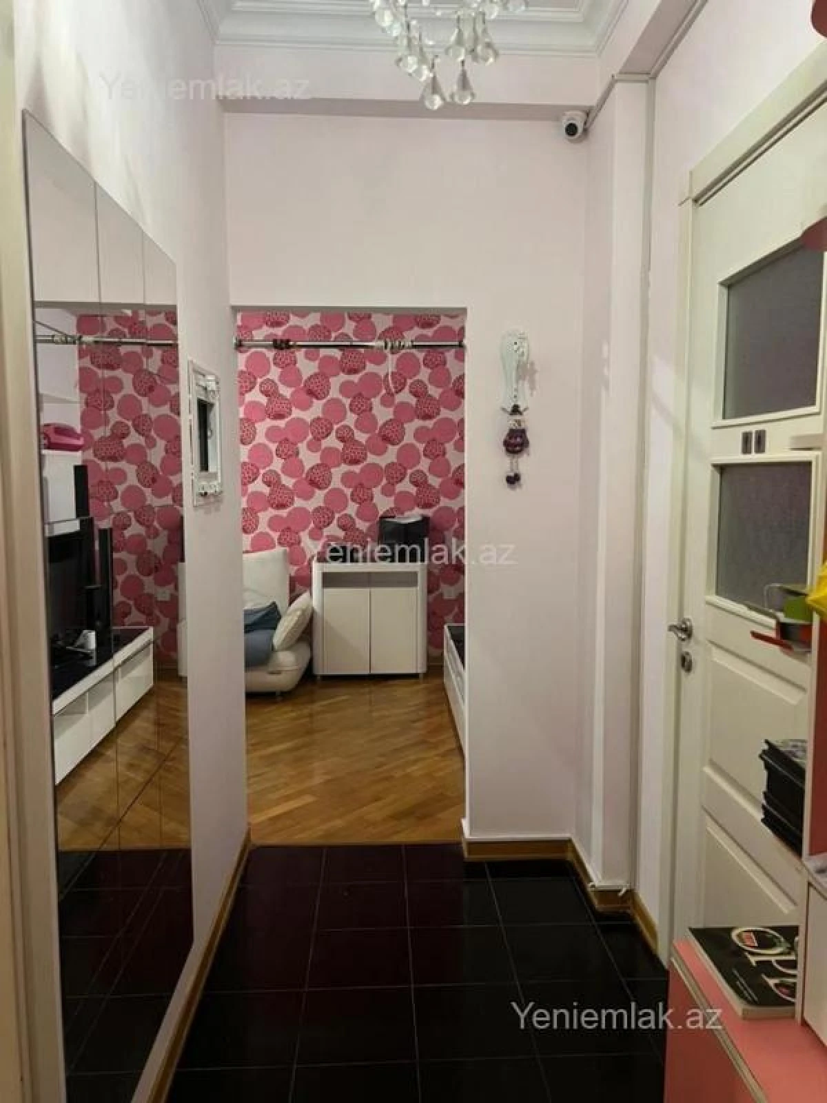 Satılır 2 otaqlı yeni tikili 65 m²