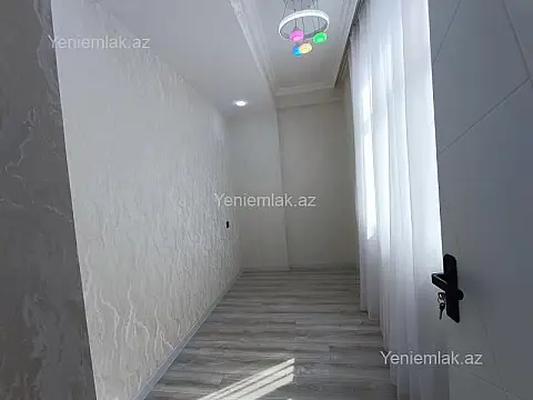 Satılır 3 otaqlı yeni tikili 80 m²
