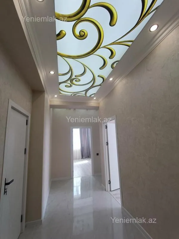 Satılır 3 otaqlı yeni tikili 80 m²