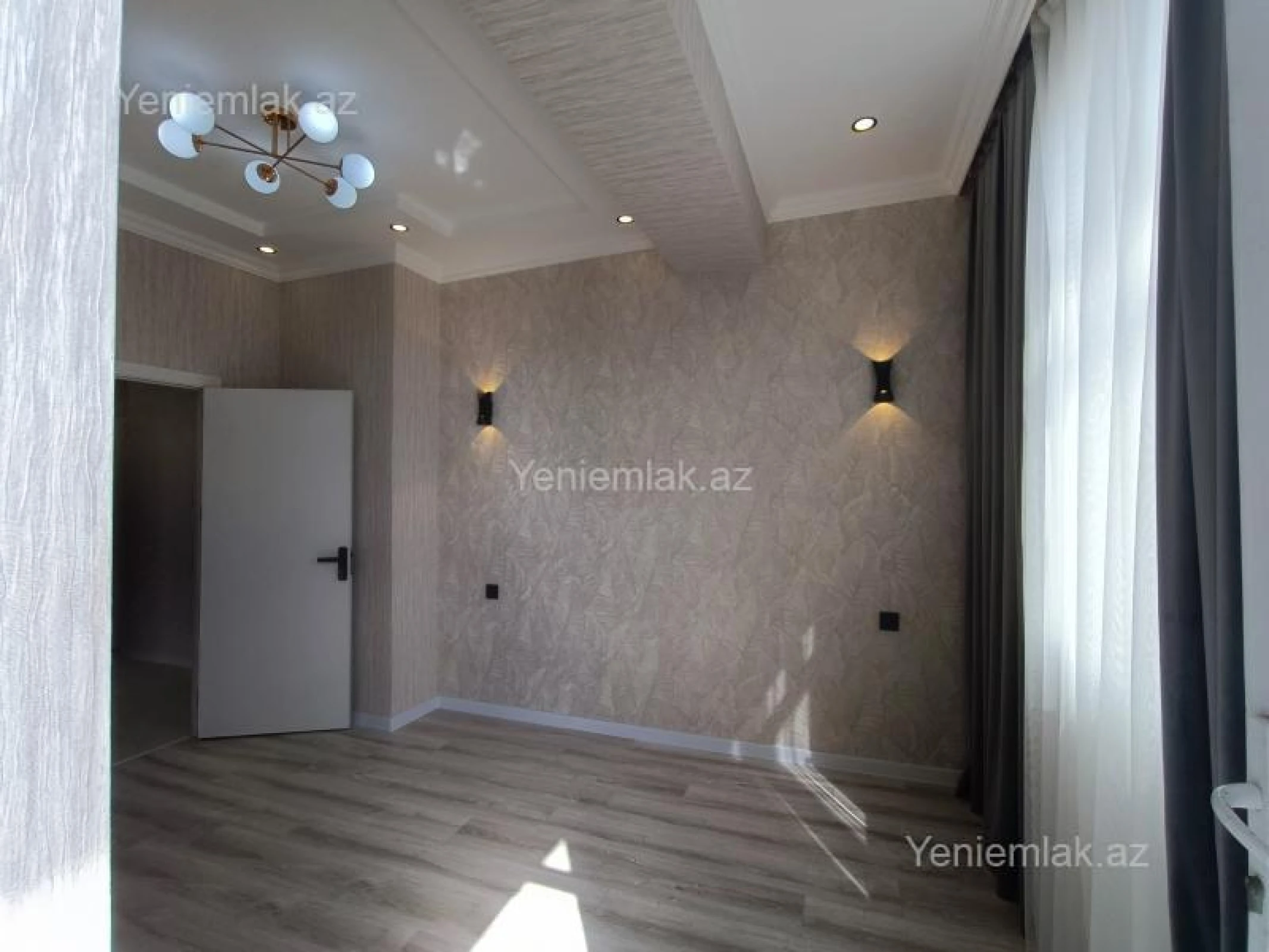 Satılır 3 otaqlı yeni tikili 80 m²