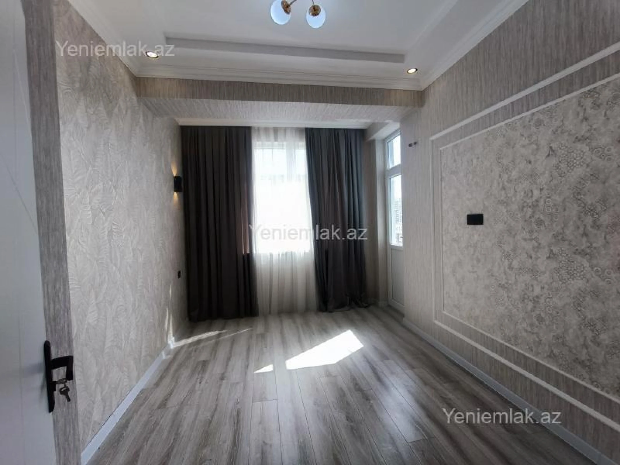 Satılır 3 otaqlı yeni tikili 80 m²