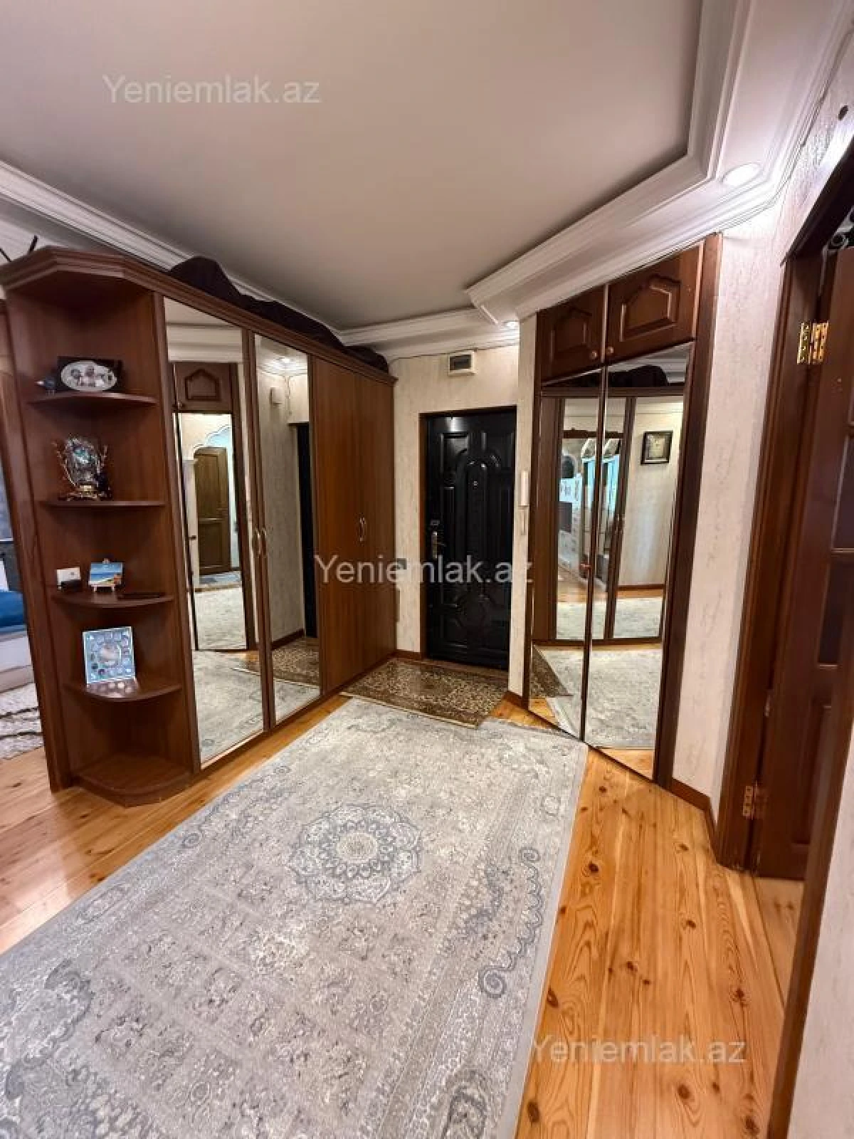 Satılır 3 otaqlı köhnə tikili 85 m²