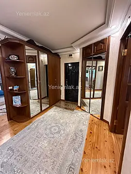 Satılır 3 otaqlı köhnə tikili 85 m²