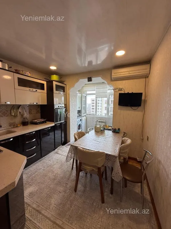 Satılır 3 otaqlı köhnə tikili 85 m²