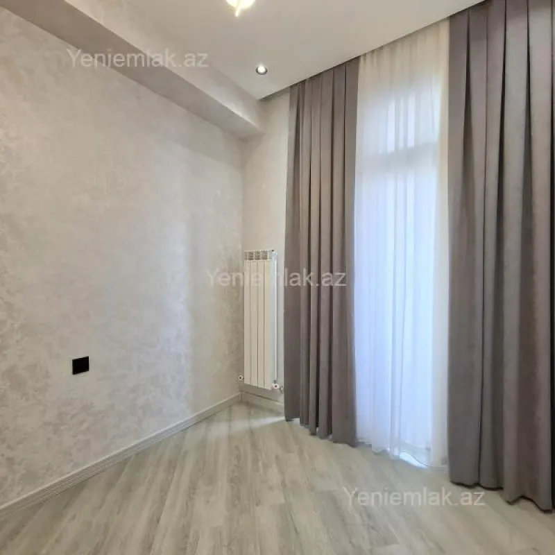 Satılır 3 otaqlı yeni tikili 65 m²