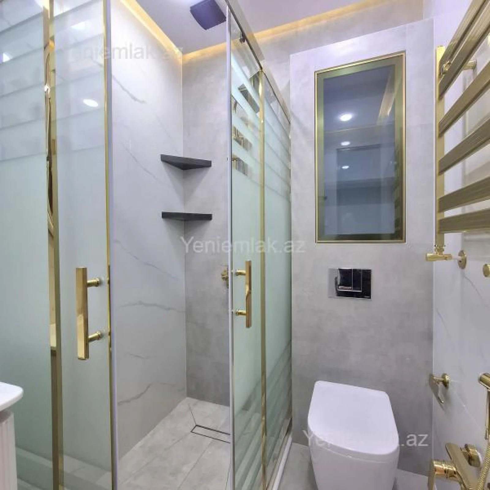 Satılır 3 otaqlı yeni tikili 65 m²